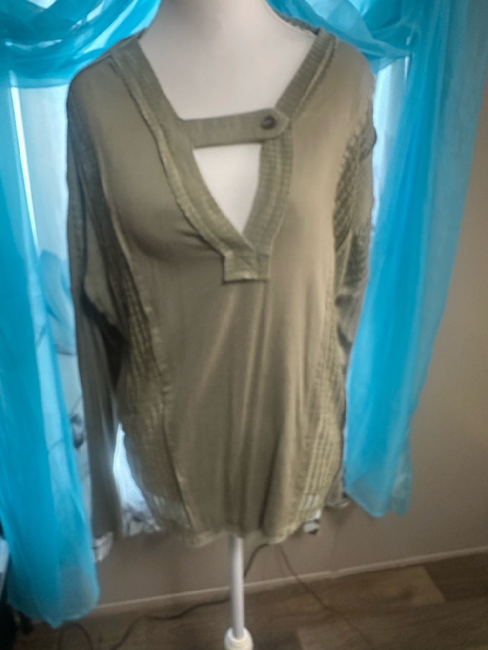 BKE Olive Green Long-Sleeve V-Neck Top with Button Strap